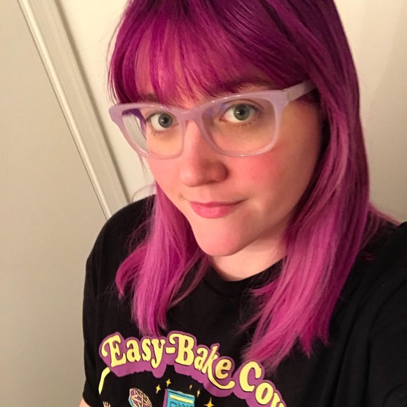 Meet your Posher, Courtney - Picture 1 of 1